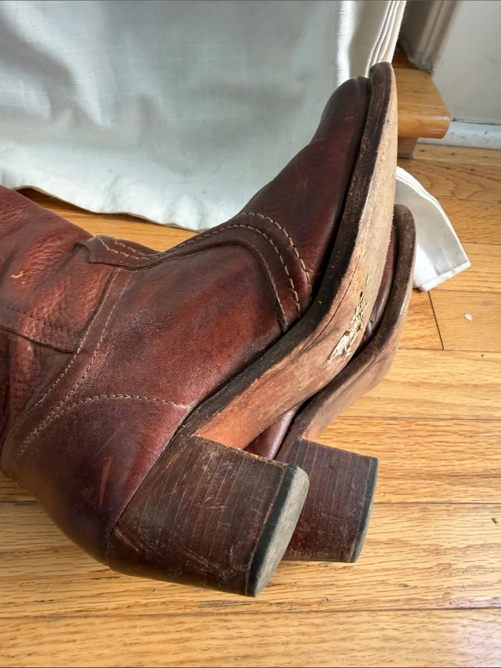 Vintage Frye Women's Brown Leather Mid-Calf Heeled Boots